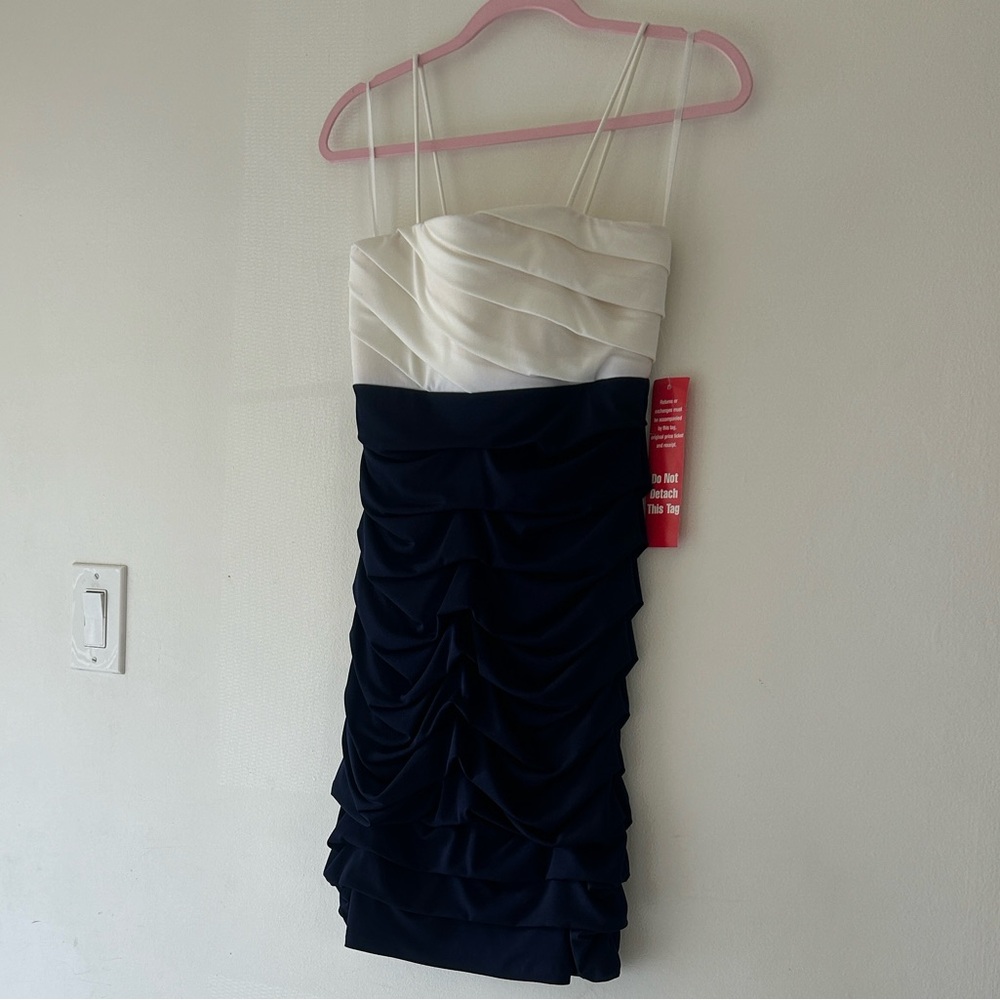 Sweet Storm White and Navy Ruched Dress